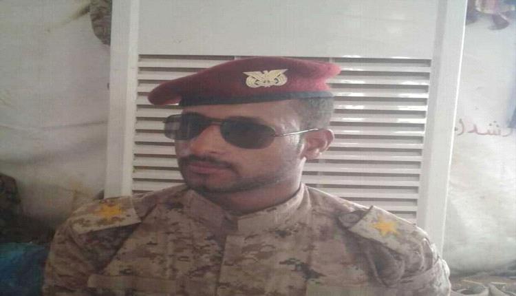 الحوثي يستهدف قائد عسكري كبير بالقناصة جنوب البلاد.. اسم الشهيد
