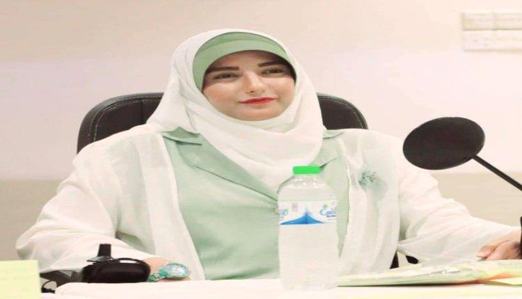 استعدادات لنقل ناشطة بارزة للعلاج بالخارج عقب تعرضها لحادث مروري في عدن
