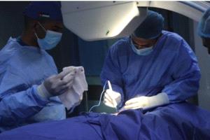 عملية جراحية نوعية بالمستشفى الميداني الأردني بغزة