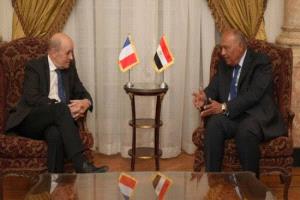 وزير الخارجية المصري يستقبل المبعوث الرئاسي الفرنسي للبنان في القاهرة