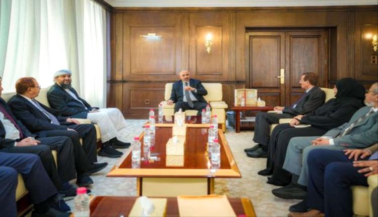 القضاء يستجيب لتوجيهات الرئيس الزُبيدي باستئناف عمل المحاكم