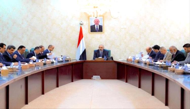 لجنة الموارد تؤكد مواصلة الإصلاحات وتحذّر من محاولات التلاعب بأسعار الصرف
