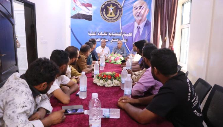 الضالع .. العميد مهدي يلتقي مالكي محطات الوقود ويشدد على الالتزام بالتسعيرة الجديدة 