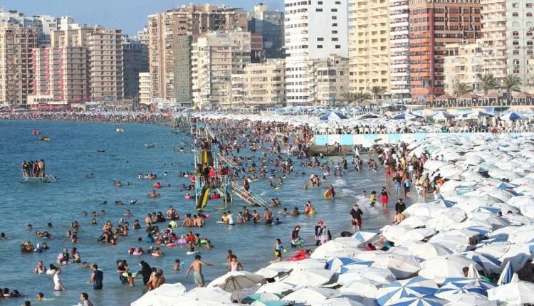 مصر تخلي شواطئ شهيرة بالبلاد بعد حادث غرق الفتيات الجماعي