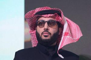 ضجة عل مواقع التواصل بعد إعلان تركي آل الشيخ