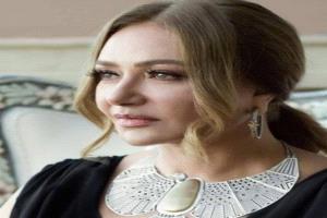 ليلى علوي تعود للتصوير بعد تعافيها من آثار الحادث