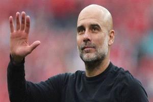 جوارديولا يدعم حارس مرماه ترافورد بعد خطأه أمام توتنهام