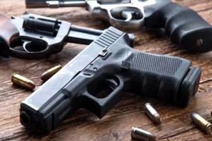 إصابة طفلة في حضرموت جراء العبث بالسلاح
