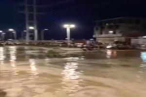 وزارة التخطيط والتعاون الدولي تناشد المنظمات الأممية والدولية التدخل العاجل لإغاثة المتضررين من السيول بعدن ولحج
