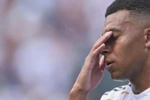 رقم ” 10 ” لا يناسب كيليان مبابي