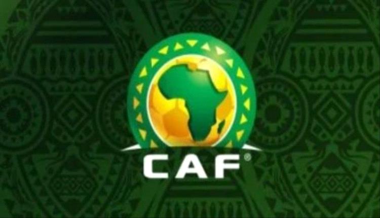 كاف يحيل أحداث مباراة الأهلي والجيش الملكي للجنة الانضباط..