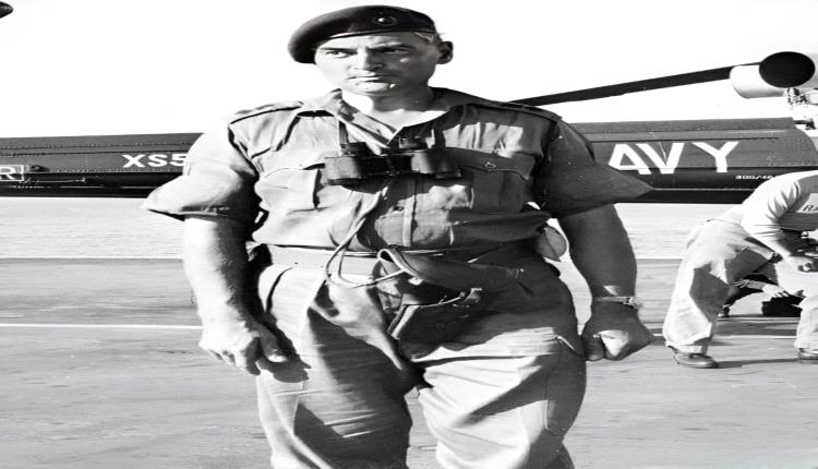 صورة آخر جندي بريطاني غادر جنوب اليمن