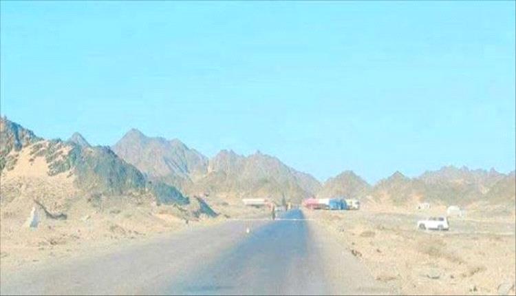 النخبة الحضرمية تسيطر على مواقع الشركات النفطية بالمسيلة