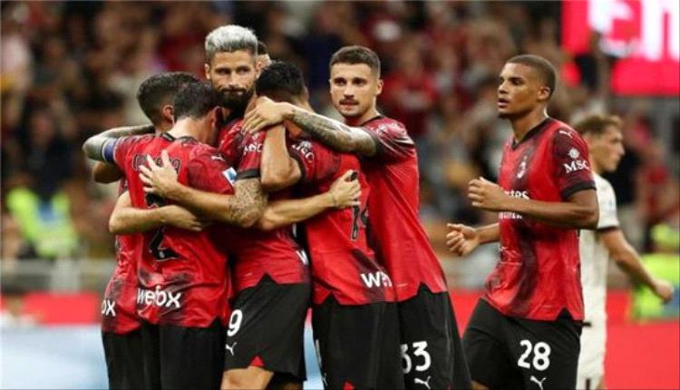 ميلان يتصدر الدوري الإيطالي عبر تورينو..