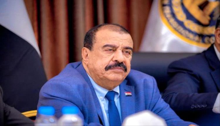 بن بريك: الرئيس الزُبيدي أسس جيشا يحمي الأرض ويمهد لدولتنا الحديثة