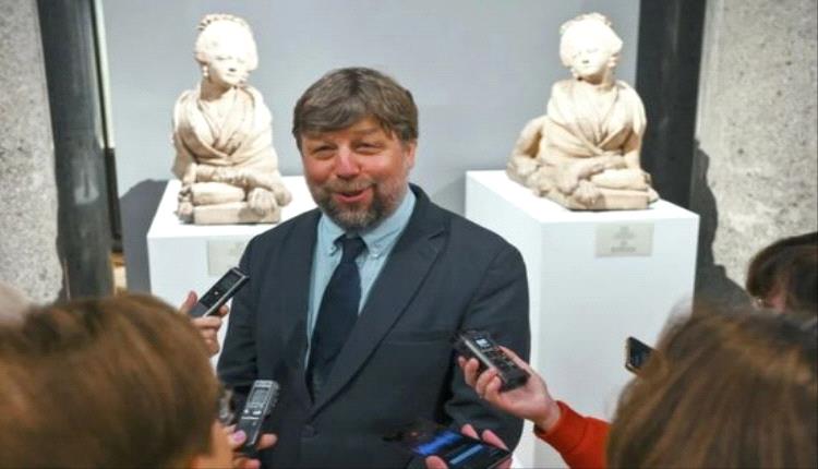 بولندا تعتقل عالم آثار من متحف أرميتاج الروسي..