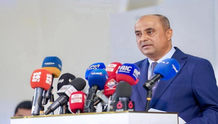 مصادر رئاسية: السعودية دعت  لأعضاء مجلس القيادة للحضور الى الرياض..