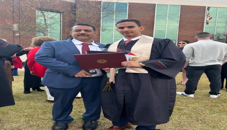 الطالب عبدالجبار جياب الجعبي يحصل على درجة البكالوريوس بامتياز في العلوم الإقتصادية من جامعة الباما الأمريكية