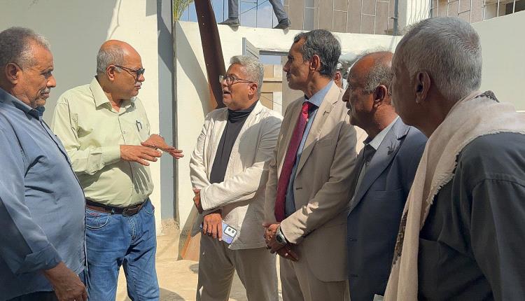 برعاية الوزير السقطري 

افتتاح عيادة بيطرية بجعار خنفر بابين