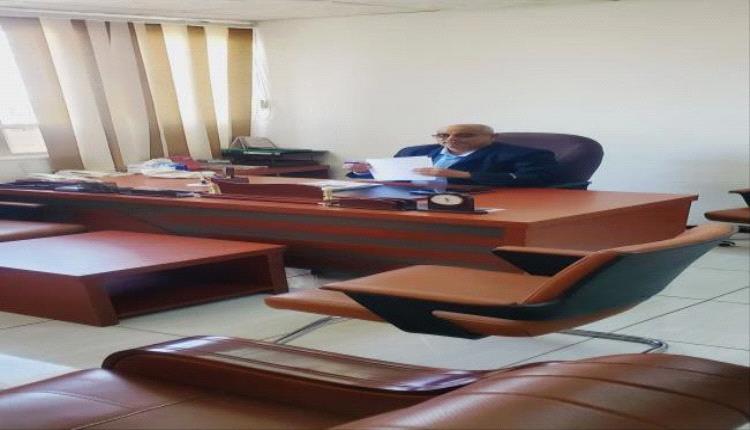 رئيس نقابة جمارك عدن يبارك انتصارات القوات المسلحة الجنوبية ويطالب بإعلان دولة الجنوب العربي
