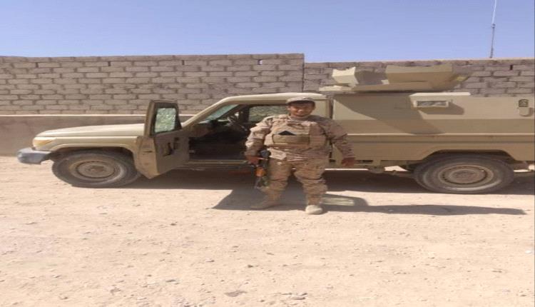 مواطن يُسَلِّم سيارة عسكرية للقوات المسلحة الجنوبية ويحظى بإشادة القيادة