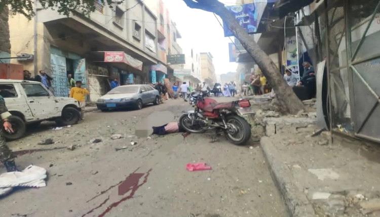 تفاصيل جديدة تكشف تورط عنصر من حزب الإصلاح في تفجير تعز الذي أودى بحياة اثنين وأصاب ثمانية طلاب وطالبات