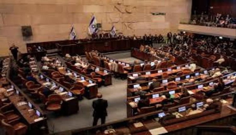 إسرائيل تمدد قانونًا يحظر أي بث إعلامي يُعد مضرًا بالأمن