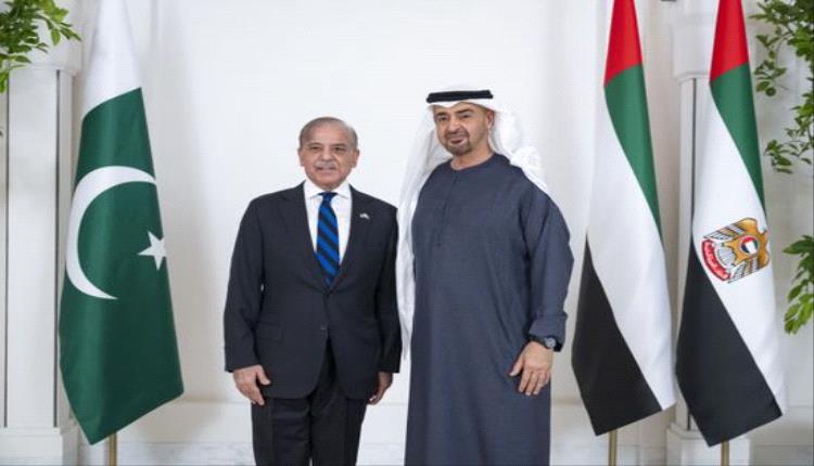 رئيس الإمارات يصل باكستان في زيارة رسمية