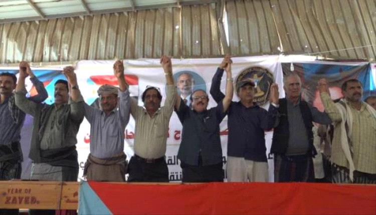 المعتصمون في أبين يؤكدون: إعلان دولة الجنوب العربي مطلب لا تراجع عنه