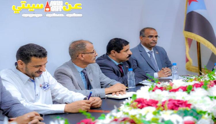 الزُبيدي من قلب المؤسسات: إصلاح إداري بلا هوادة وحسم ملفات الوظيفة العامة
