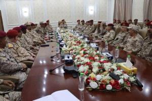 الداعري يوحد القوات الجنوبية لمواجهة اي  تهديدات قد تواجها محافظتي حضرموت والمهرة