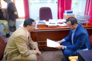 محافظ شبوة يطّلع على التقرير السنوي لمحاضر إتلاف السلع الغذائية لعام 2025