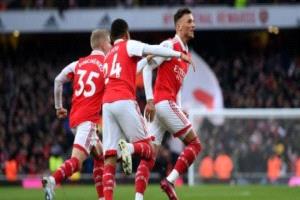 آرسنال يعزز صدارته بترتيب الدوري الإنجليزي
