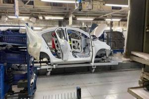 نشاط المصانع الصينية ينكمش للشهر الثامن