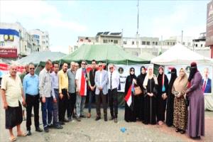 وزارة لتربية والتعليم تجدد العهد للرئيس الزُبيدي من قلب ساحات الاعتصام
