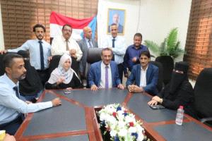 مصلحة الجمارك تؤيد خطوات الرئيس الزُبيدي لإعلان دولة الجنوب