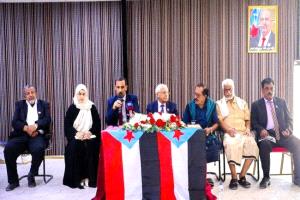 فريق التوجيه الرئاسي يلتقي أعضاء الجمعية الوطنية ومجلس المستشارين من حضرموت والهيئة التنفيذية بالمحافظة