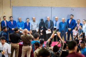 من البنزين إلى الكهرباء.. ابتكار هندسي ذكي يتألق في معرض مشاريع التخرج بجامعة عدن