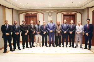 ثمانية وزراء يعلنون الانضمام لدولة الجنوب  وبـ حكومة الرئيس عيدروس الزبيدي 