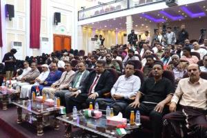 المكلا تحتضن حفلًا غنائيًا وفنيًا احتفاءً باليوم الوطني لدولة الإمارات العربية المتحدة
