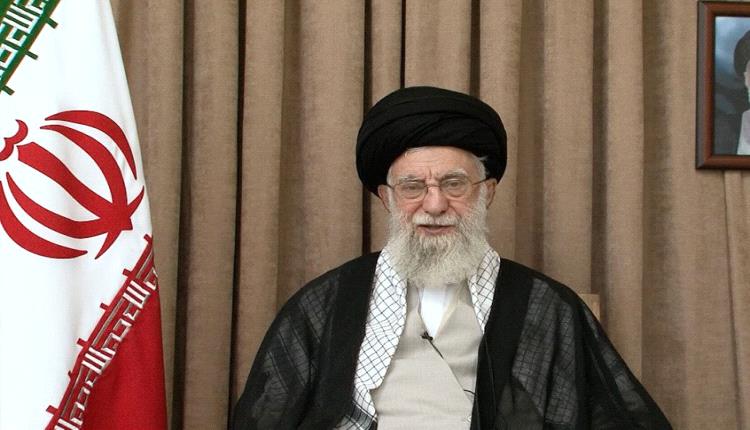 الموساد يغرد باللغة الفارسية عن شائعات وفاة خامنئي