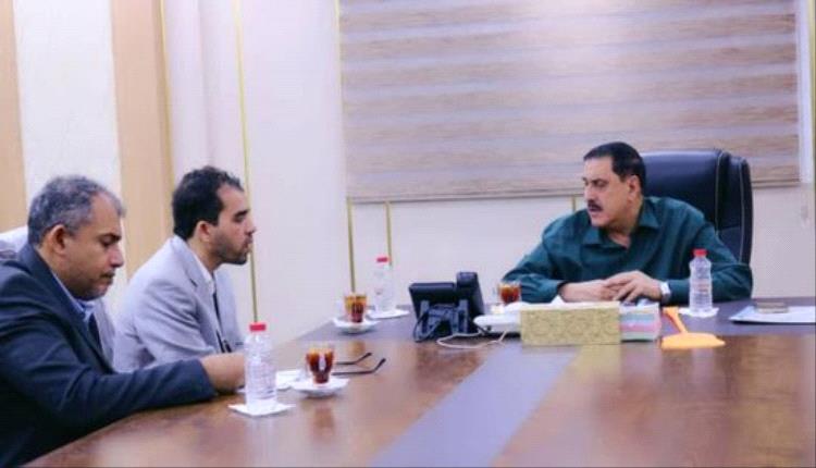 مدير أمن عدن يدعو الصليب الأحمر لتعزيز دعم مصلحة السجون