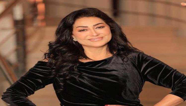 وفاء عامر تسخر من "ترند" الفنانين بعد ظهور عادل إمام