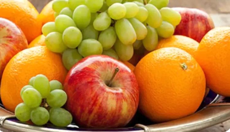 ما الأفضل لأمعائك؟ فواكه مفيدة وأخرى يُنصح بتجنبها