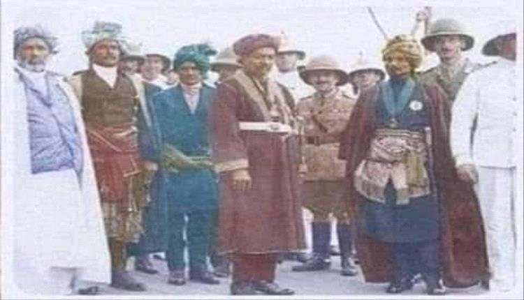 افتح الباب ولا بايقع قبقاب حين انتهت اربعينه الولاده تجهزت زوجه الامير القمندان ولكن ضيوف الامير اطالوا البقاء