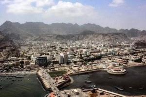 أزمة الغاز المنزلي تضرب العاصمة عدن... خنق يومي واستهداف للاستقرار