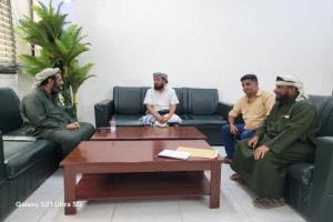 مدير علاقات الحزام الأمني يبحث مع نائب وزير الأوقاف ومدير صندوق النظافة بعدن تعزيز التعاون المشترك
