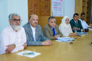 جامعة عدن تبحث تنسيق الجهود وتحديث البنية التحتية للكليات الطبية 