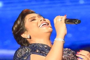 فنانون يدشّنون حملة دفاع عن شيرين عبد الوهاب