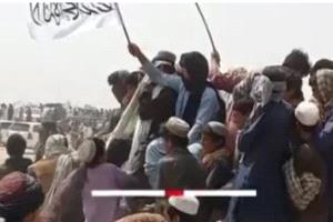 ألمانيا تسعى لعقد محادثات مباشرة مع طالبان بشأن عمليات ترحيل الأفغان
